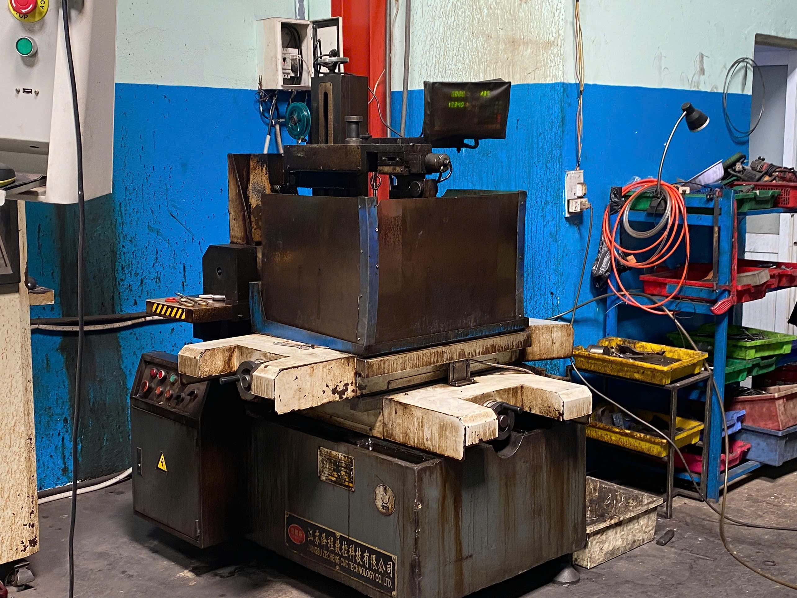 Wire cutting machine 4.jpg